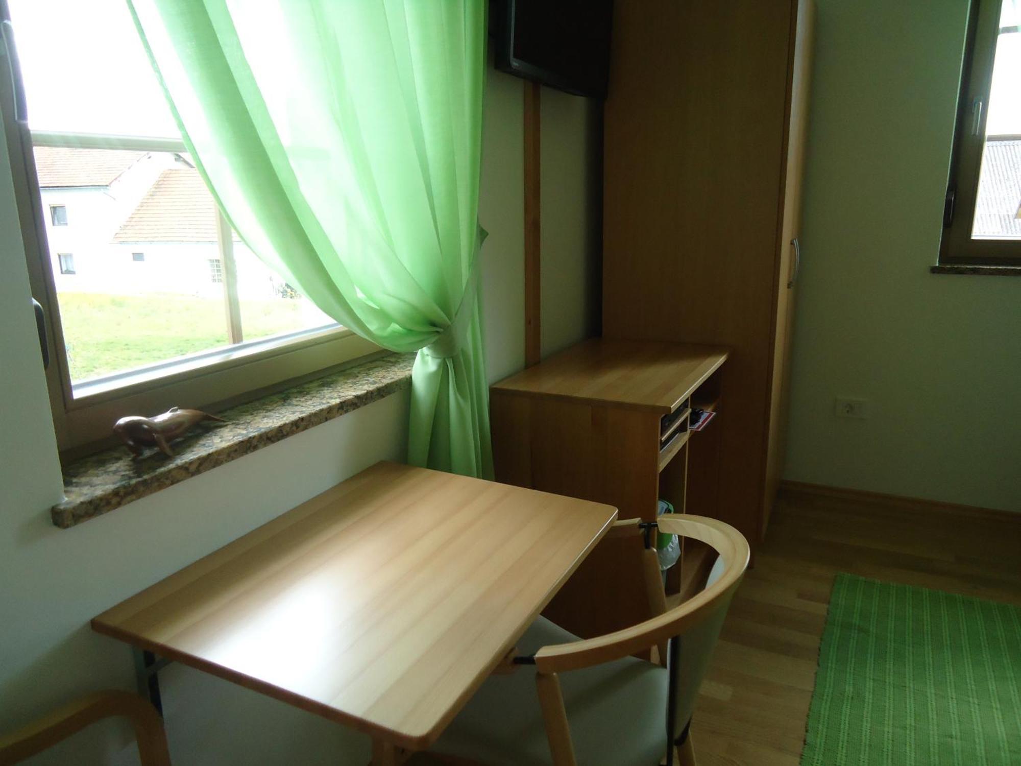 Lipizzaner Lodge Guest House Postojna Rom bilde